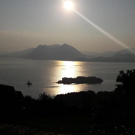 Vila La Corte Di Nonno Gino Stresa Exteriér fotografie